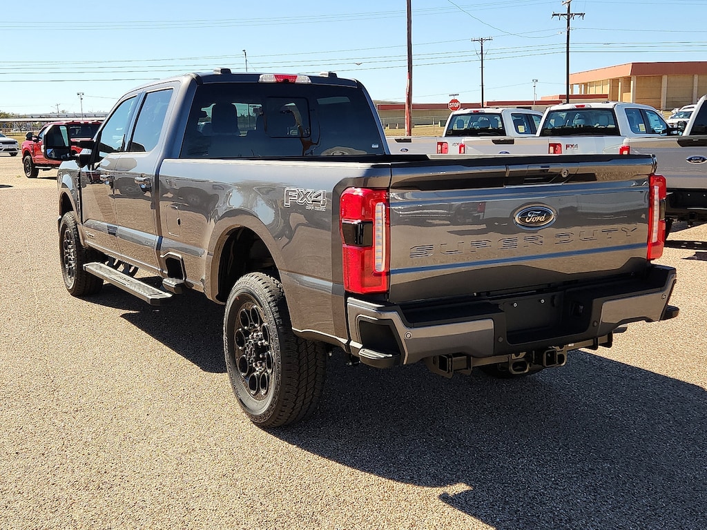 New 2026 Ford Super Duty F-350 Lariat TRUCK
