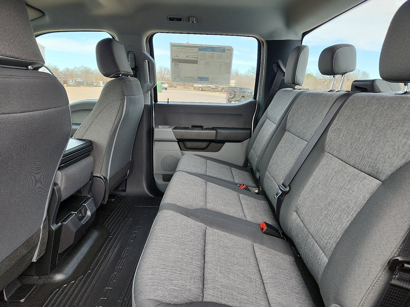 2026 Ford F-350 Super Duty XL - Photo 9