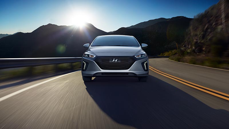 2019-ioniq-hybrid-ext-01-daytime-running.jpg