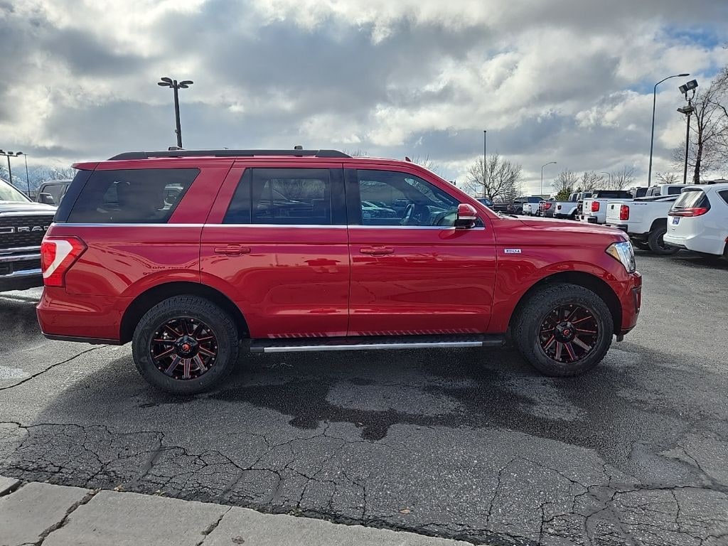 Used 2021 Ford Expedition XLT SUV