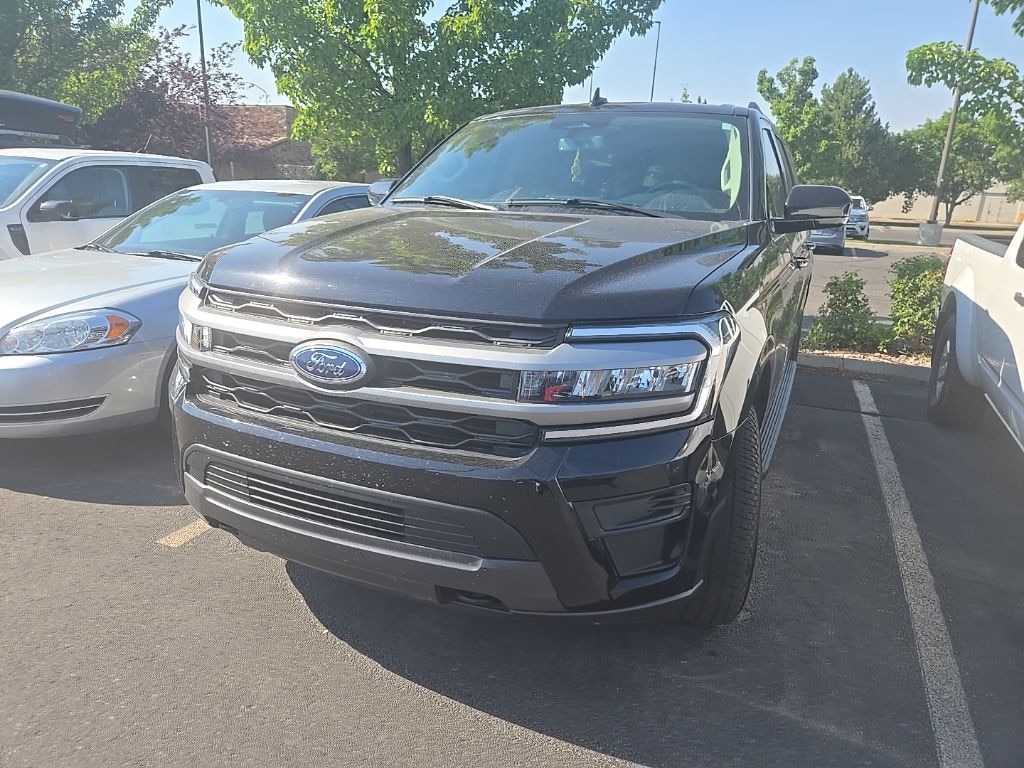 Used 2024 Ford Expedition Max XLT SUV
