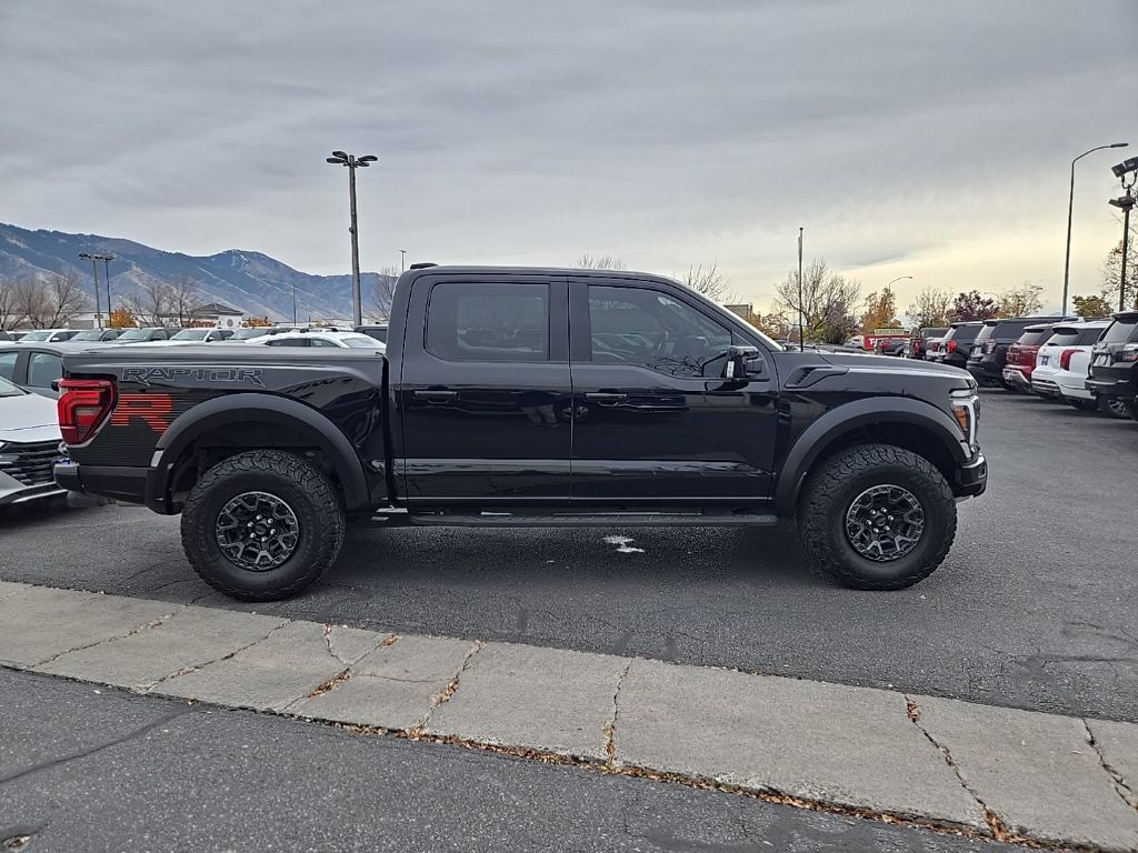 2024 Ford F-150 Raptor photo 4