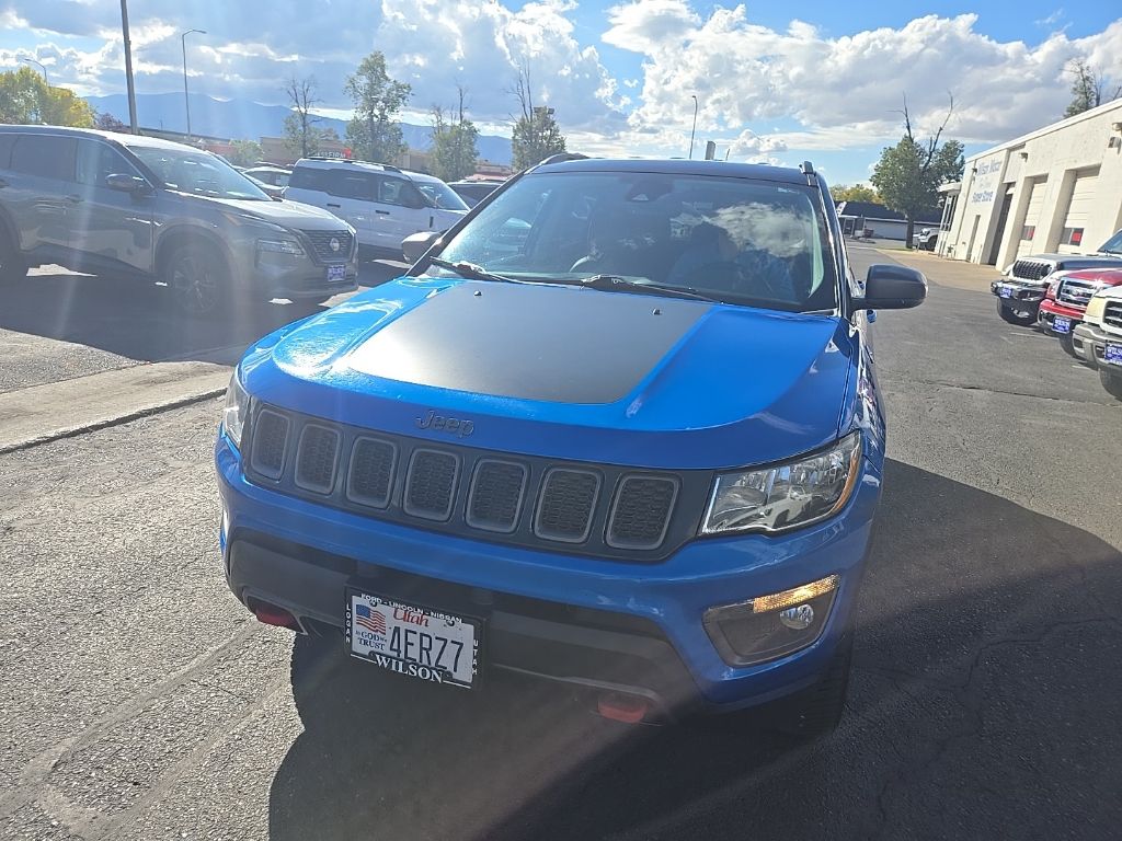 2021 Jeep Compass Trailhawk photo 2