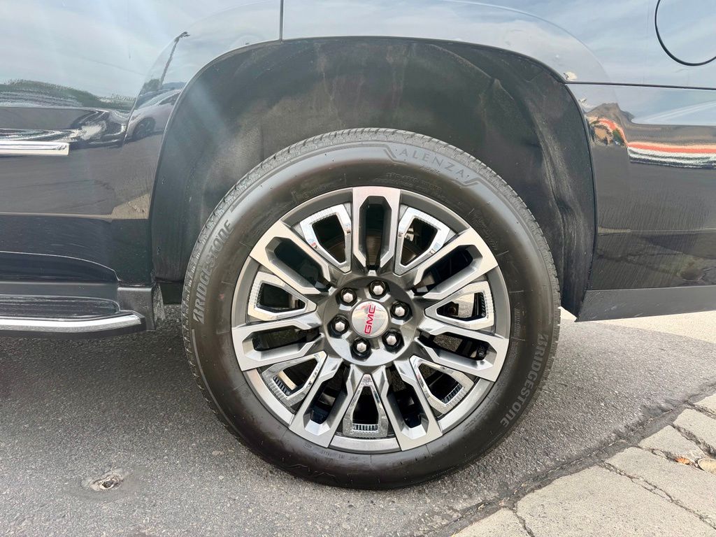 2020 GMC Yukon Denali - Photo 11