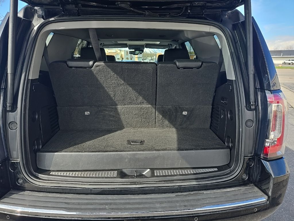 2020 GMC Yukon Denali - Photo 33