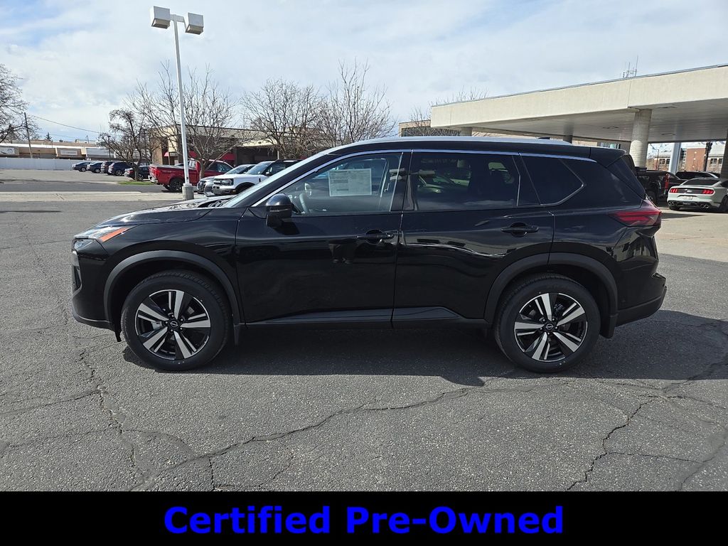 2024 Nissan Rogue SL photo 4