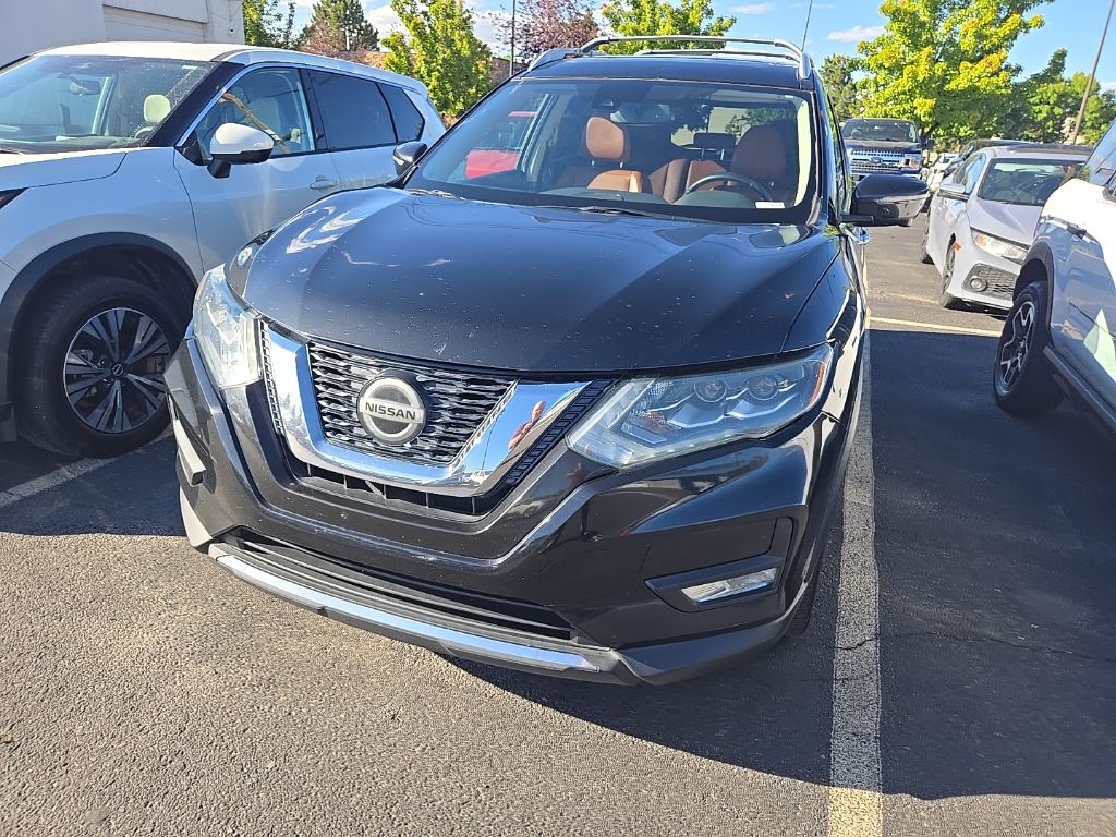 2018 Nissan Rogue SL photo 2