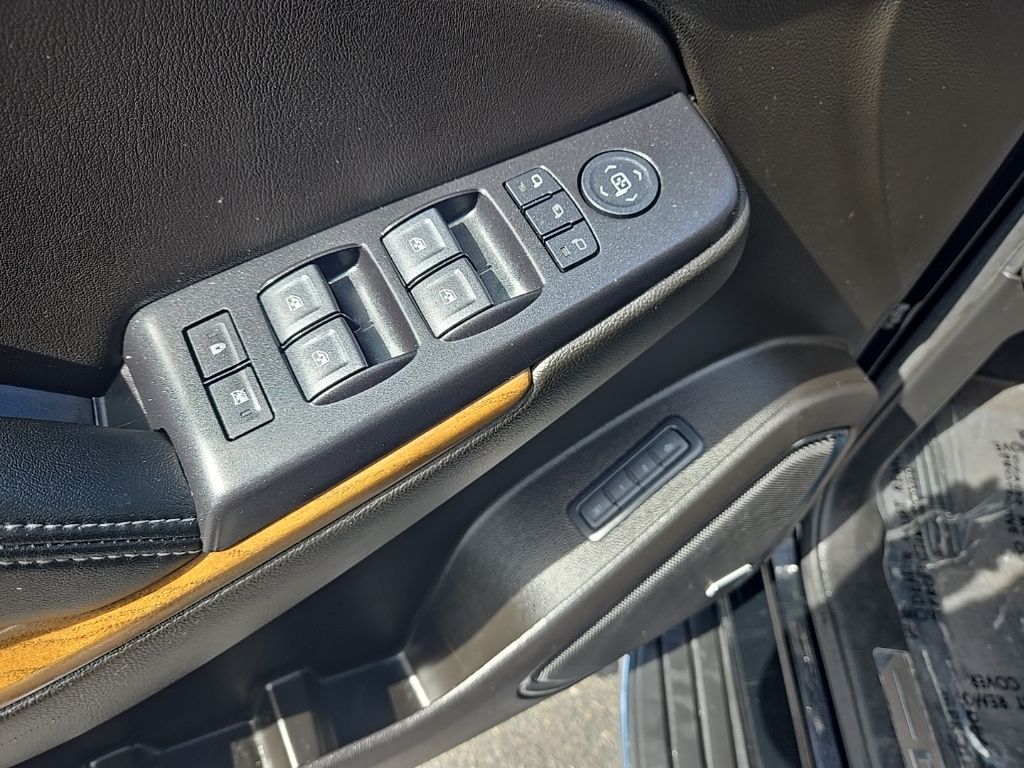 2020 GMC Yukon Denali - Photo 15