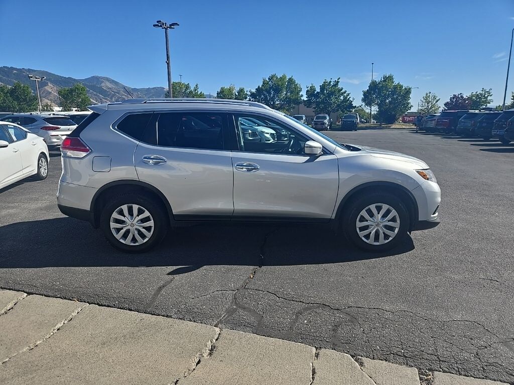 Used 2016 Nissan Rogue S SUV