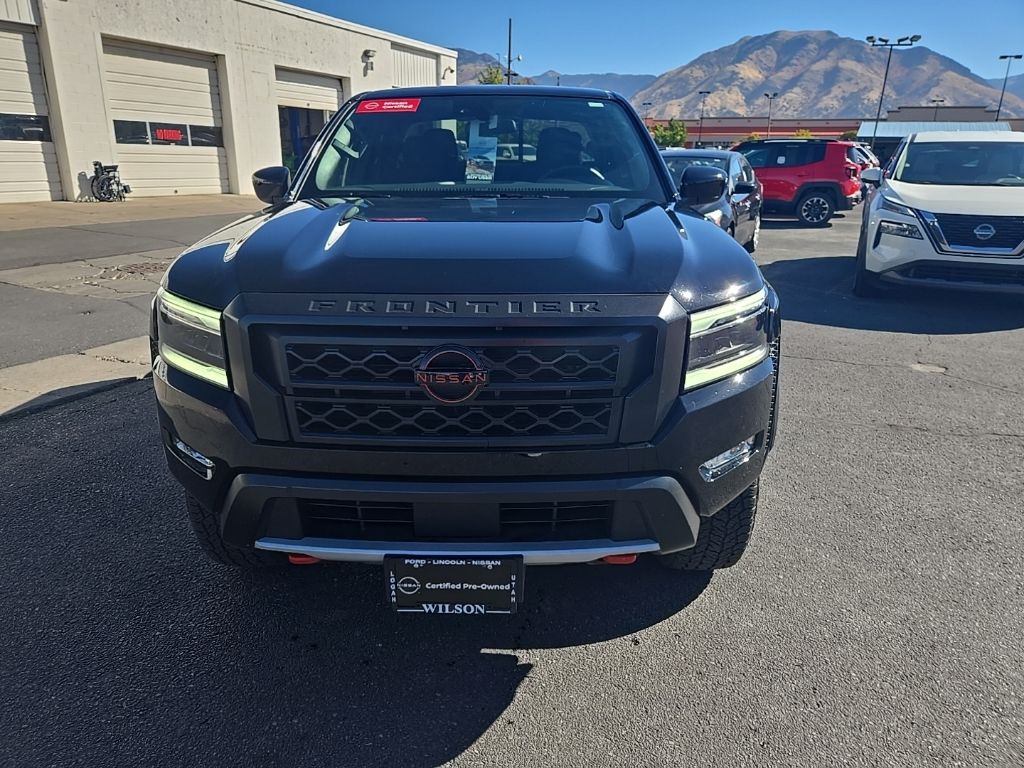 2024 Nissan Frontier PRO-4X photo 2