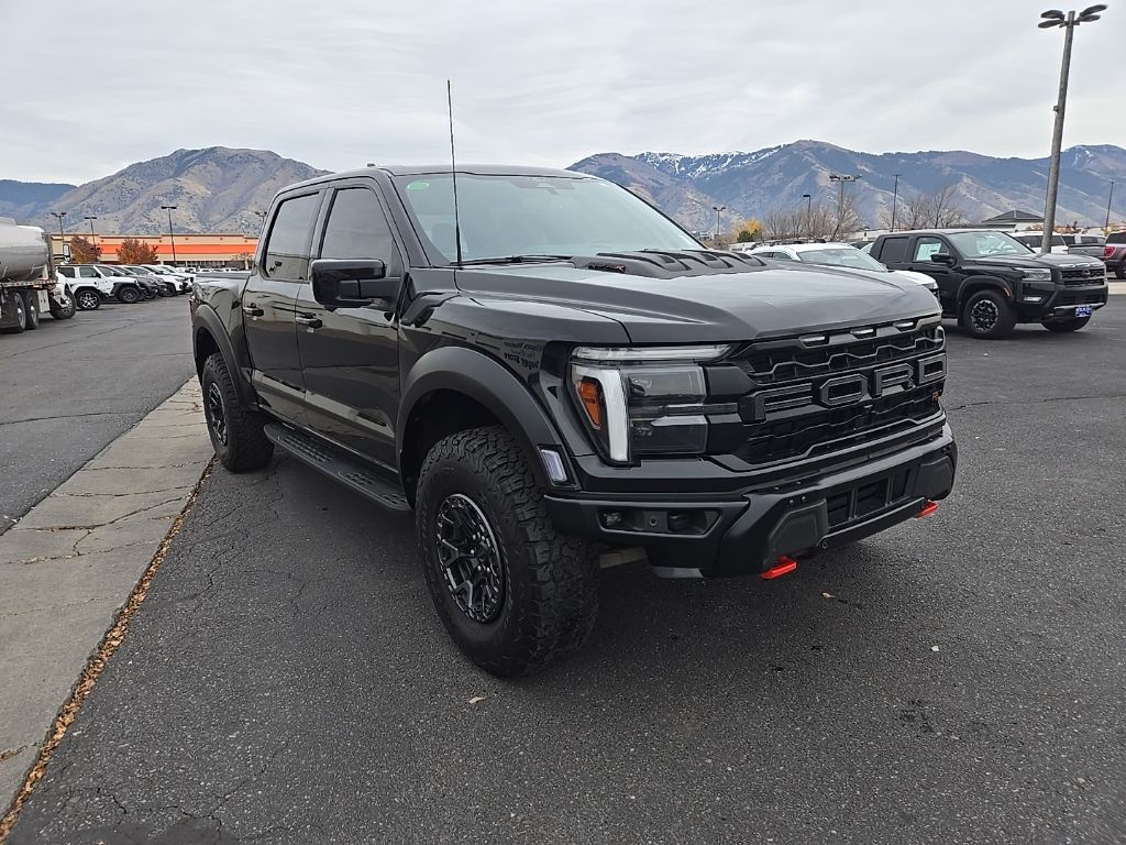 2024 Ford F-150 Raptor photo 3