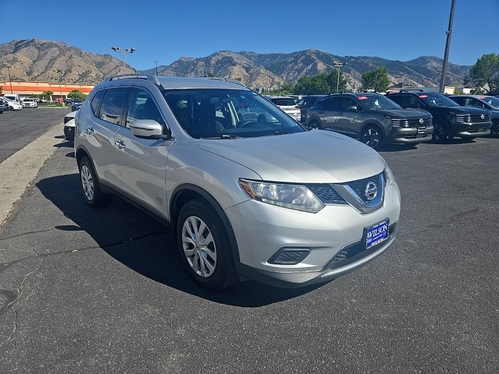 Used 2016 Nissan Rogue S SUV