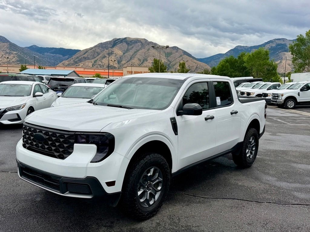 Used 2025 Ford Maverick XLT Truck SuperCrew