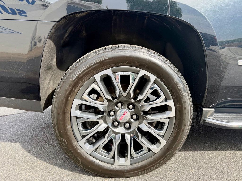 2020 GMC Yukon Denali - Photo 10