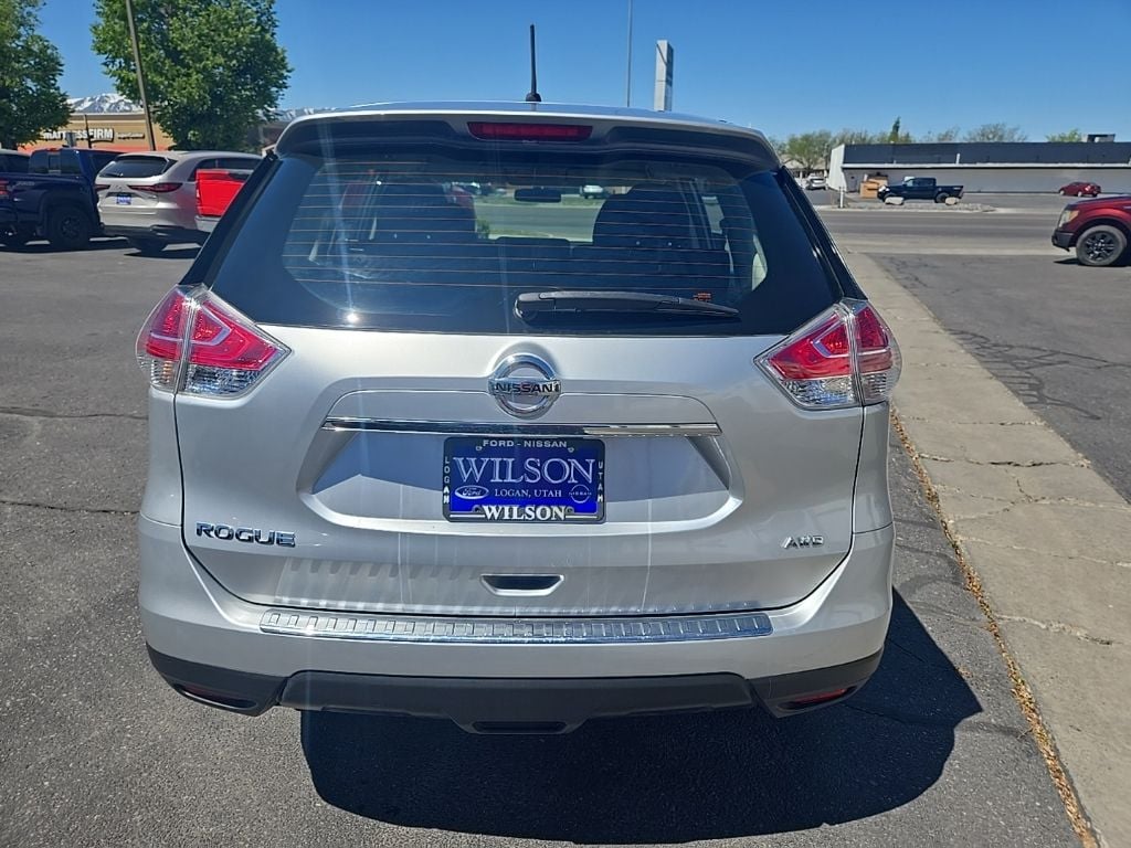 Used 2015 Nissan Rogue S SUV