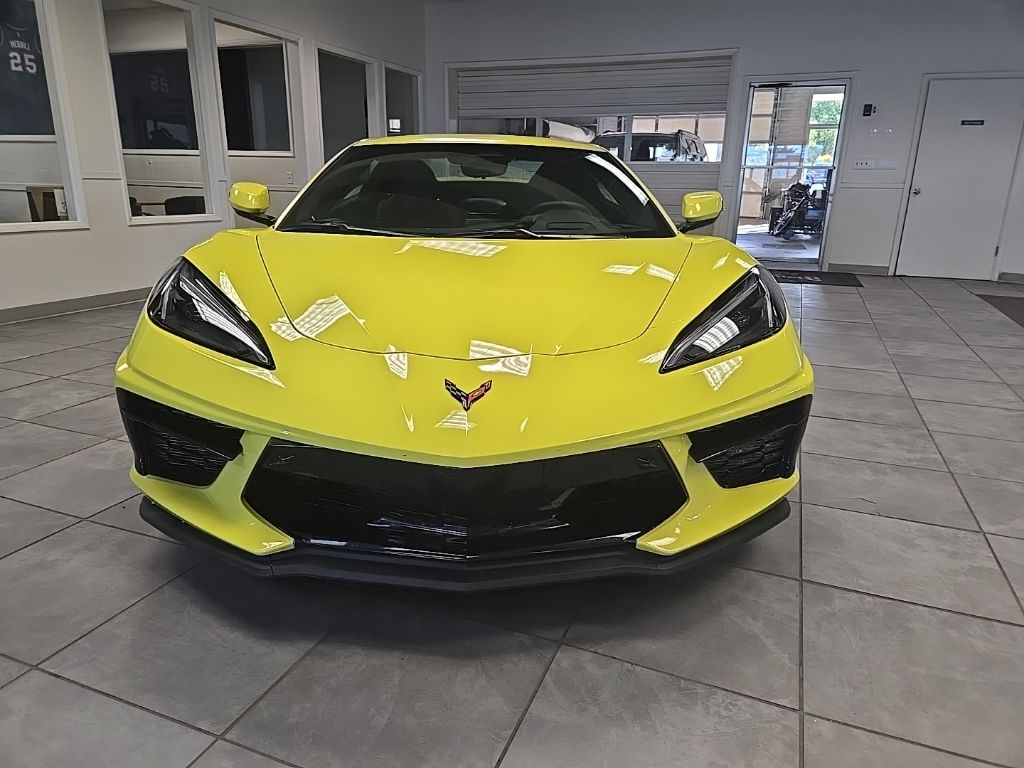 2024 Chevrolet Corvette Stingray 3LT Convertible photo 2