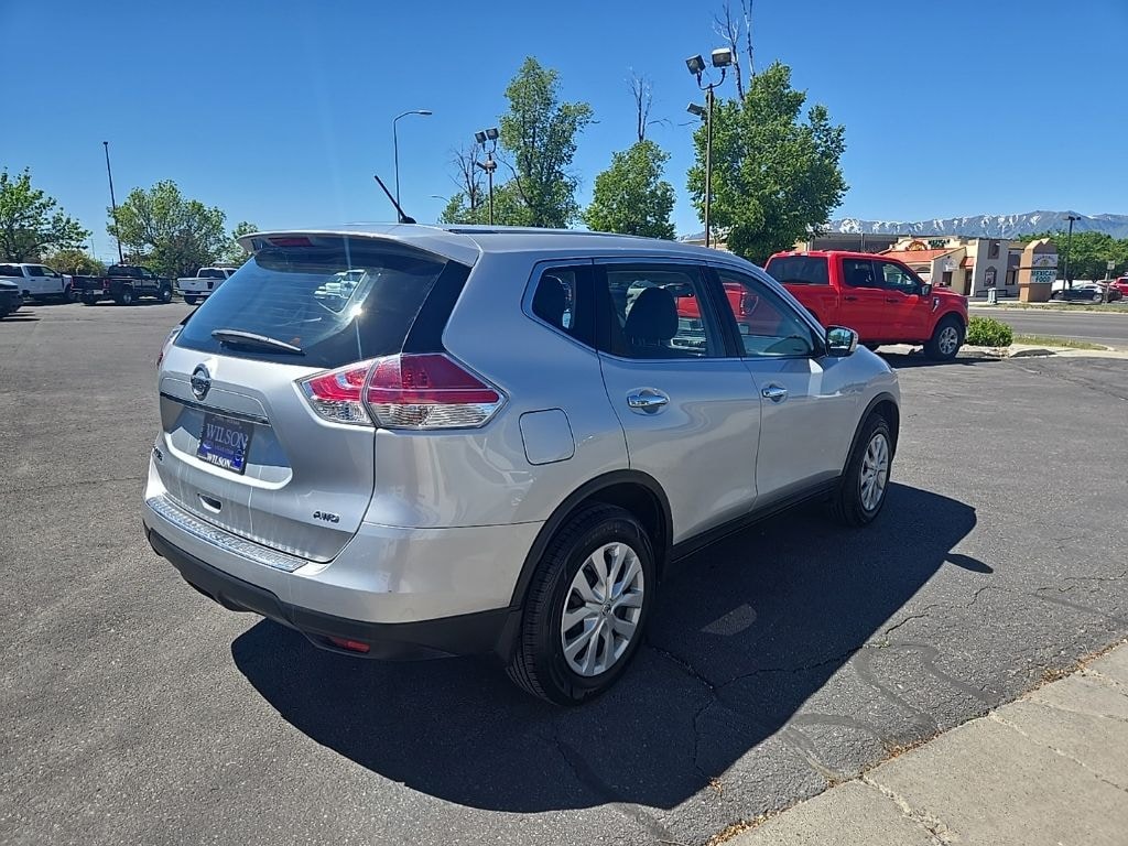 Used 2015 Nissan Rogue S SUV