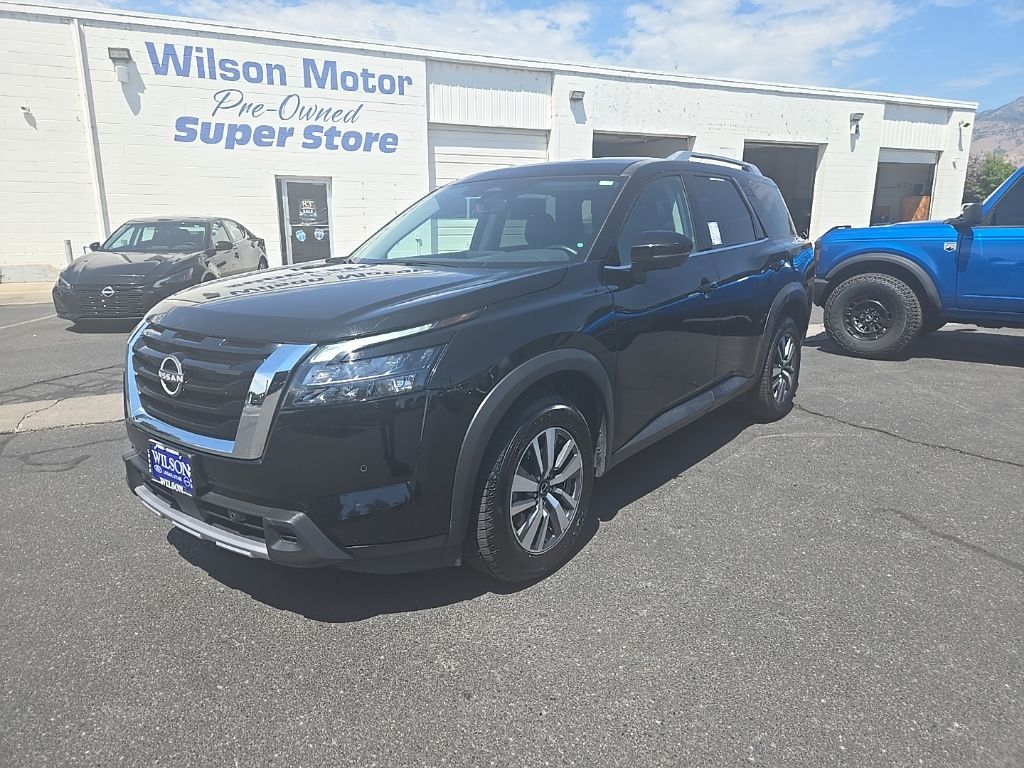2025 Nissan Pathfinder SUV 