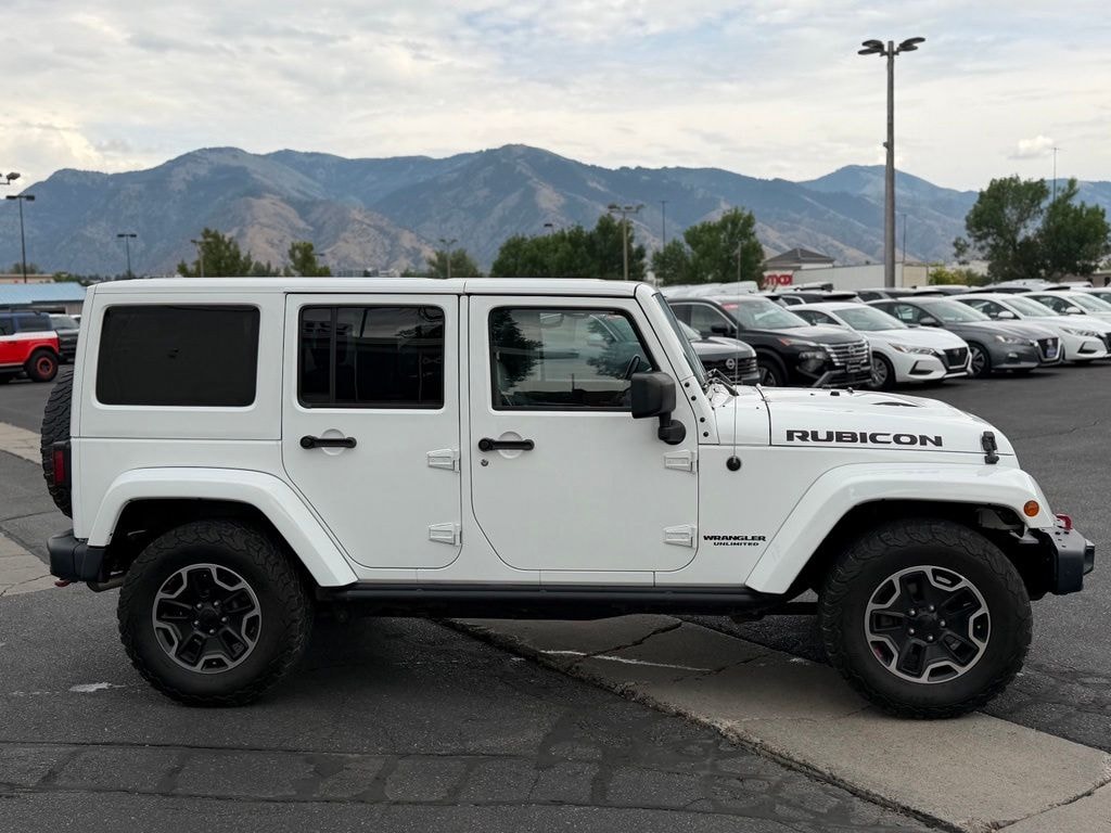 Used 2015 Jeep Wrangler Unlimited Rubicon 4x4 SUV