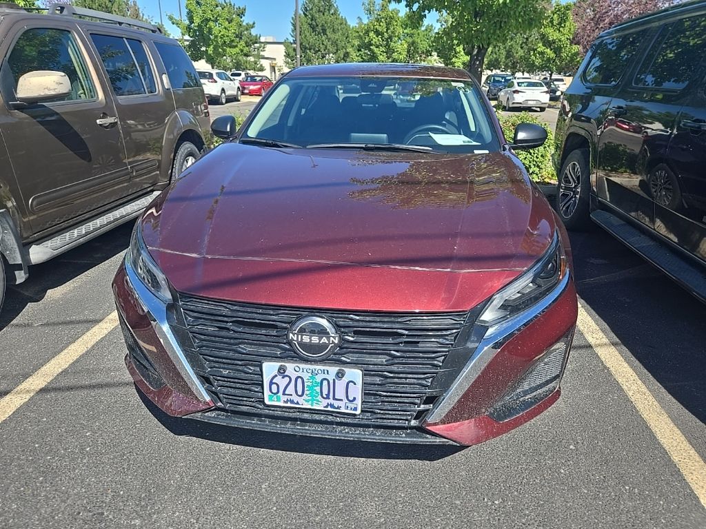 2025 Nissan Altima