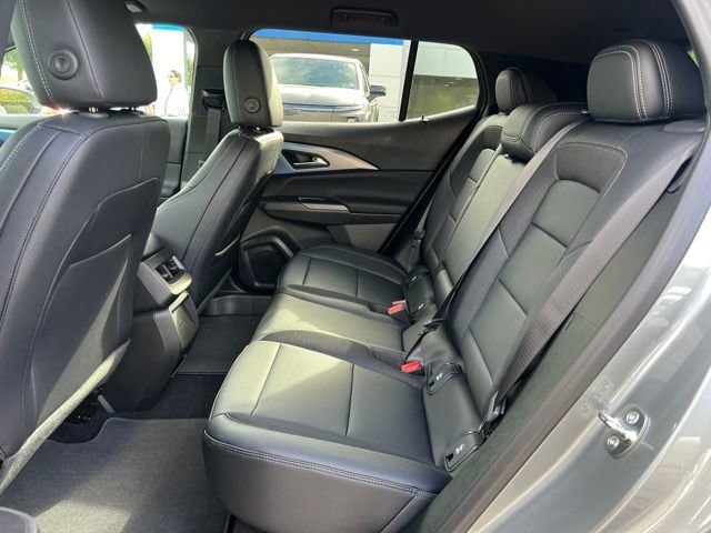 2026 Chevrolet Equinox EV 2LT - Photo 11