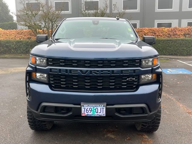 2022 Chevrolet Silverado 1500 Custom photo 2