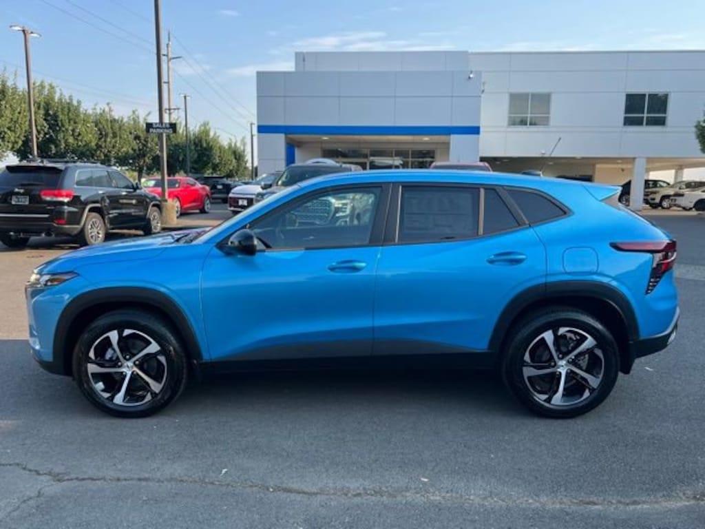 New 2025 Chevrolet Trax 1RS SUV