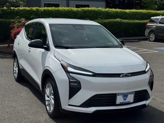 2027 Chevrolet Bolt EV LT Auto's photo