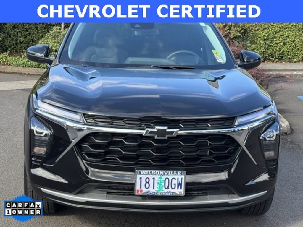 Certified 2025 Chevrolet Trax LT SUV