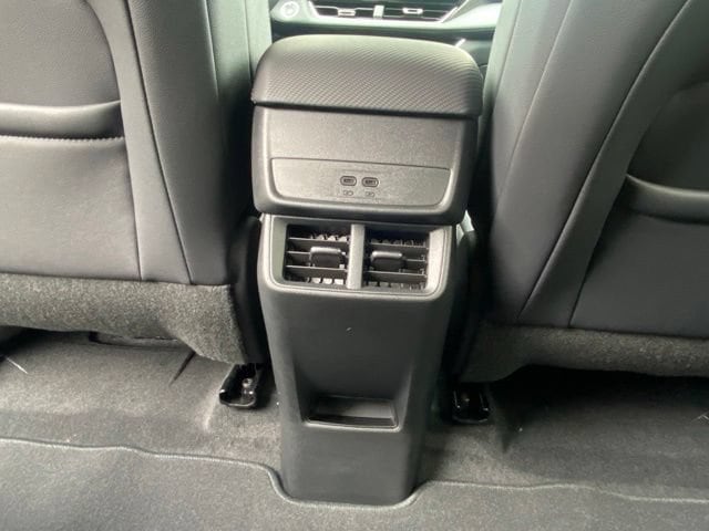 2027 Chevrolet Equinox LT - Photo 15