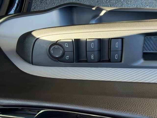 2027 Chevrolet Bolt LT - Photo 15
