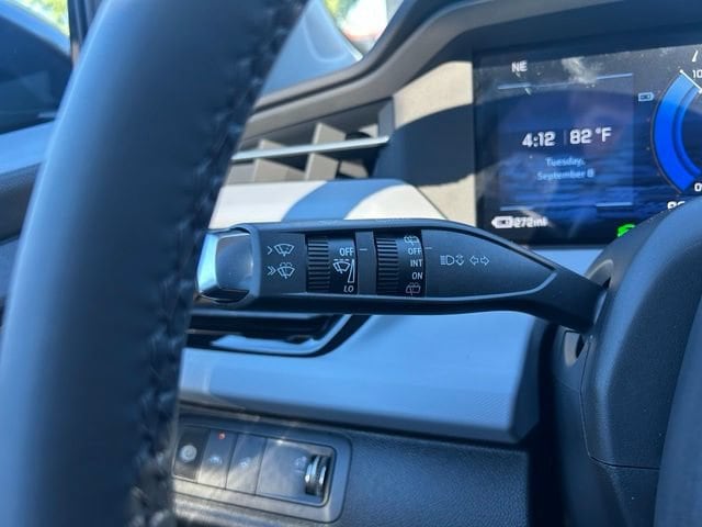2027 Chevrolet Bolt RS - Photo 18