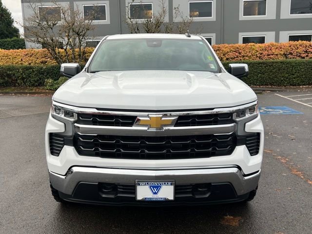 2025 Chevrolet Silverado 1500 LT photo 2