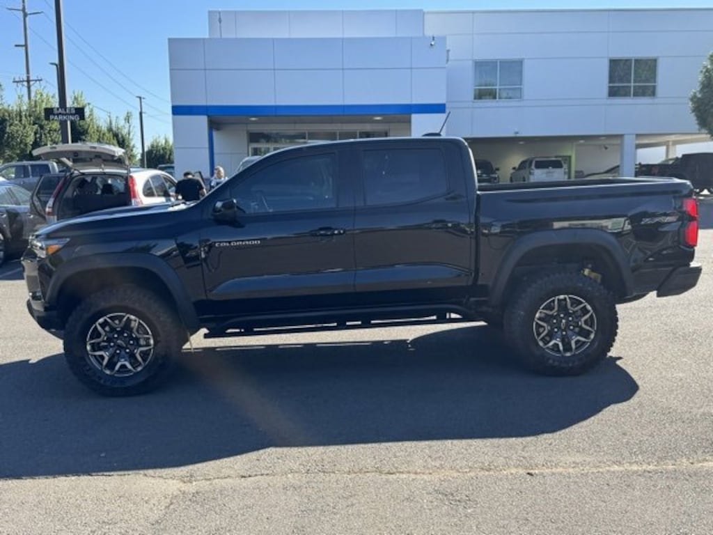 Used 2023 Chevrolet Colorado ZR2 Truck Crew Cab