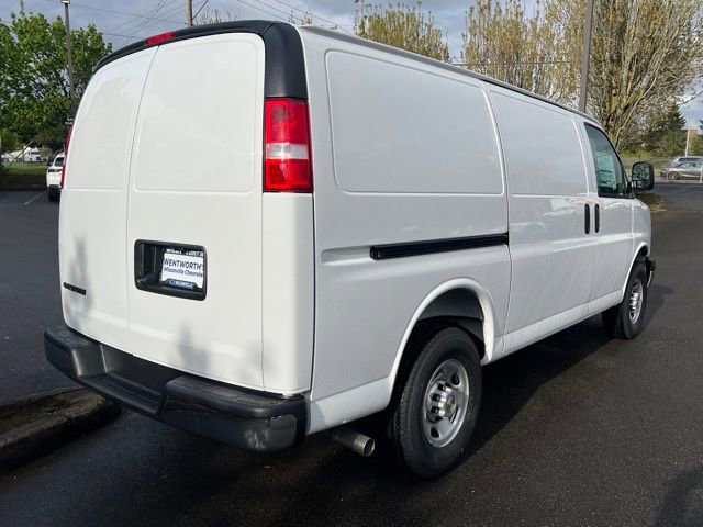2026 Chevrolet Express Cargo Work Van - Photo 9