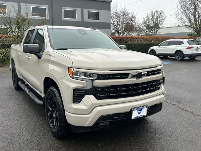 2026 Chevrolet Silverado Base's photo