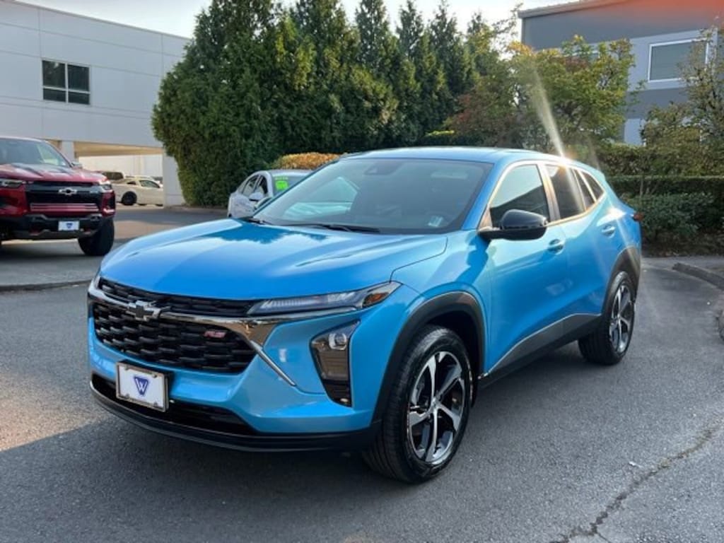 New 2025 Chevrolet Trax 1RS SUV