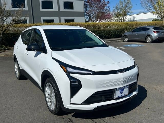 2027 Chevrolet Bolt EV LT Auto's photo
