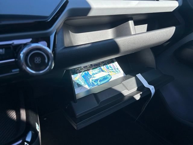 2027 Chevrolet Bolt RS - Photo 28