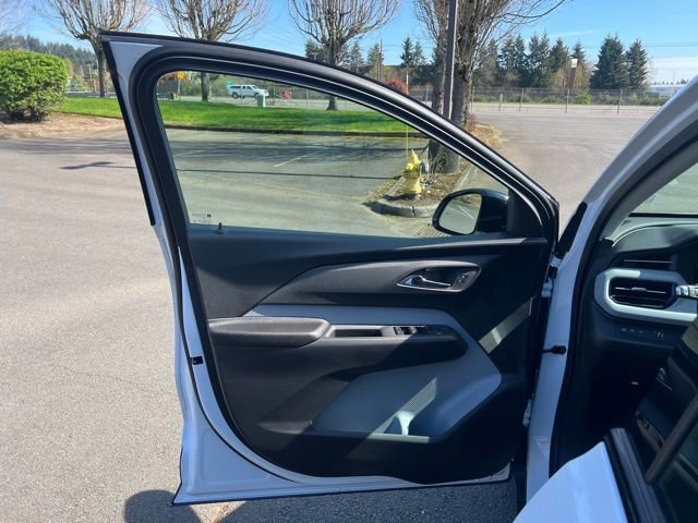 2027 Chevrolet Bolt LT - Photo 15
