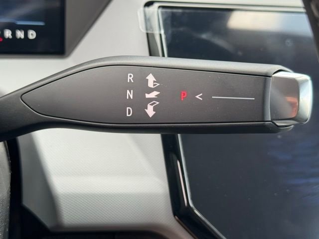 2027 Chevrolet Bolt LT - Photo 18