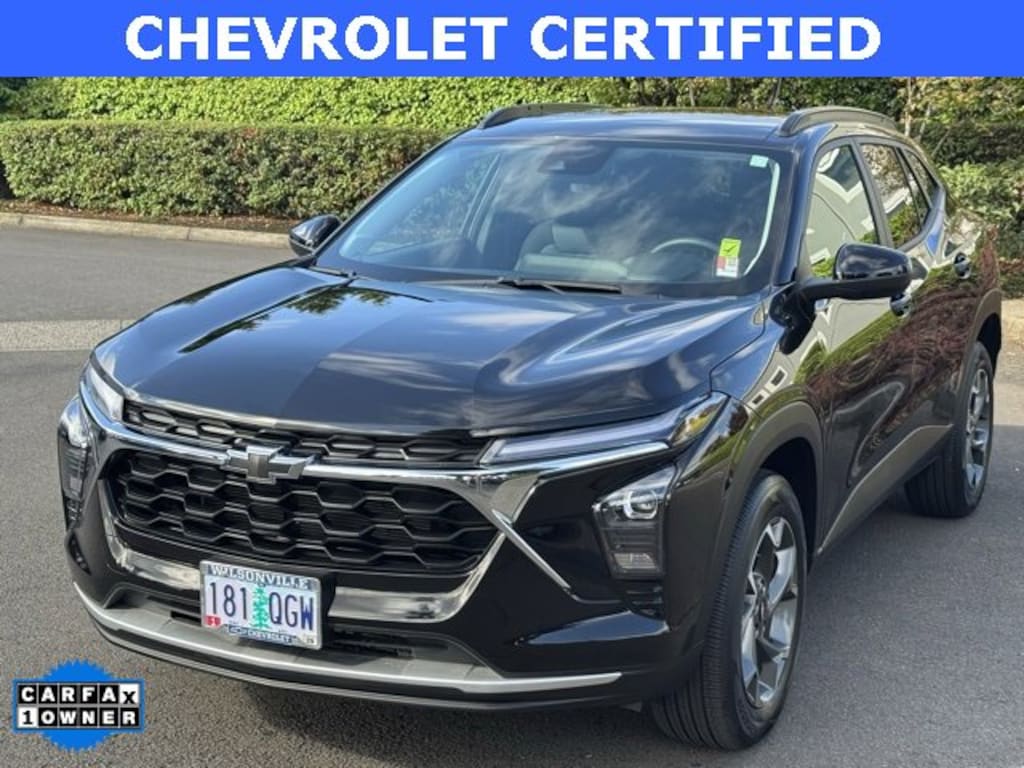 Certified 2025 Chevrolet Trax LT SUV