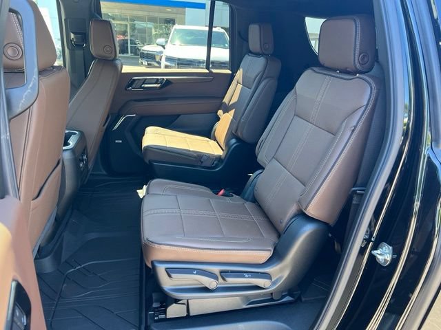 2026 Chevrolet Suburban High Country - Photo 14