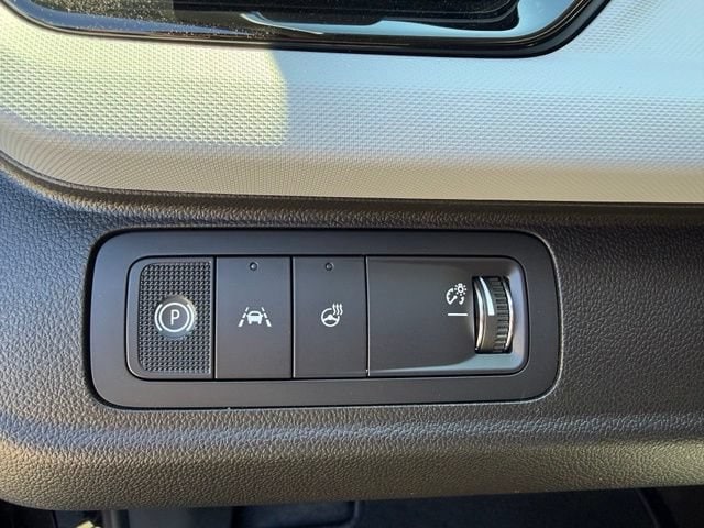 2027 Chevrolet Bolt LT - Photo 21