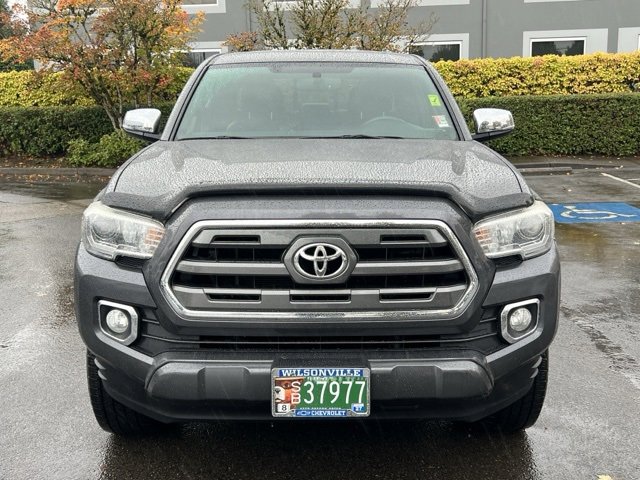 2016 Toyota Tacoma Limited photo 2