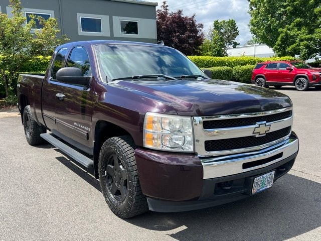 2009 Chevrolet Silverado 1500 LT1 4X4 Extended Cab SWB's photo