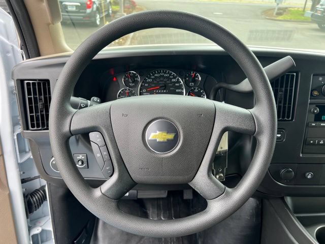 2026 Chevrolet Express Cargo Work Van - Photo 18