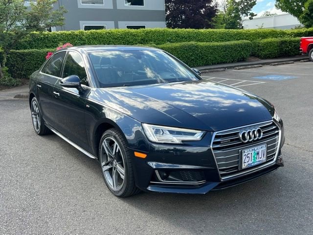 2017 Audi A4 2.0T quattro S tronic Prestige's photo
