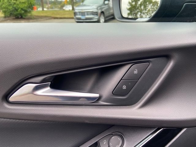 2027 Chevrolet Equinox LT - Photo 20