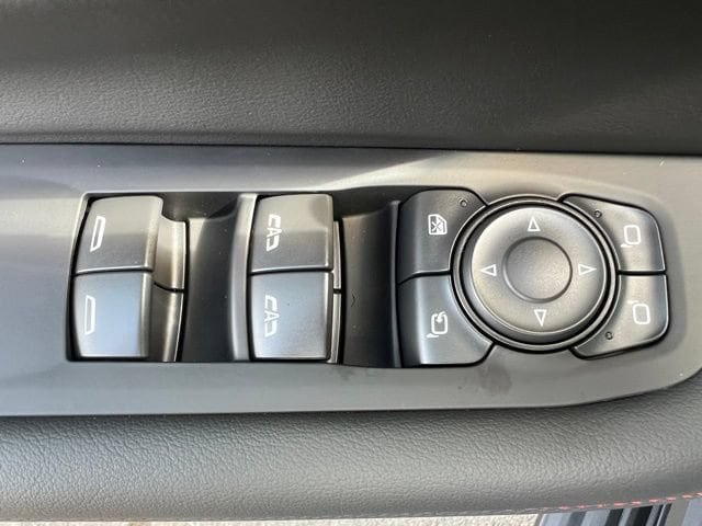 2026 Chevrolet Suburban RST - Photo 21